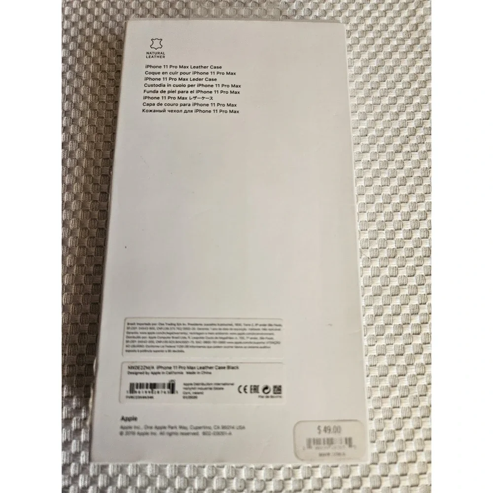 Official Apple iPhone 11 Pro Max Leather Case - Black In Box